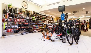Scegliere la bici da corsa: il negozio